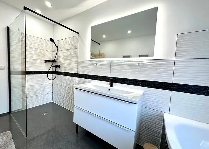 Zur Hohe Str Privatunterkunft *